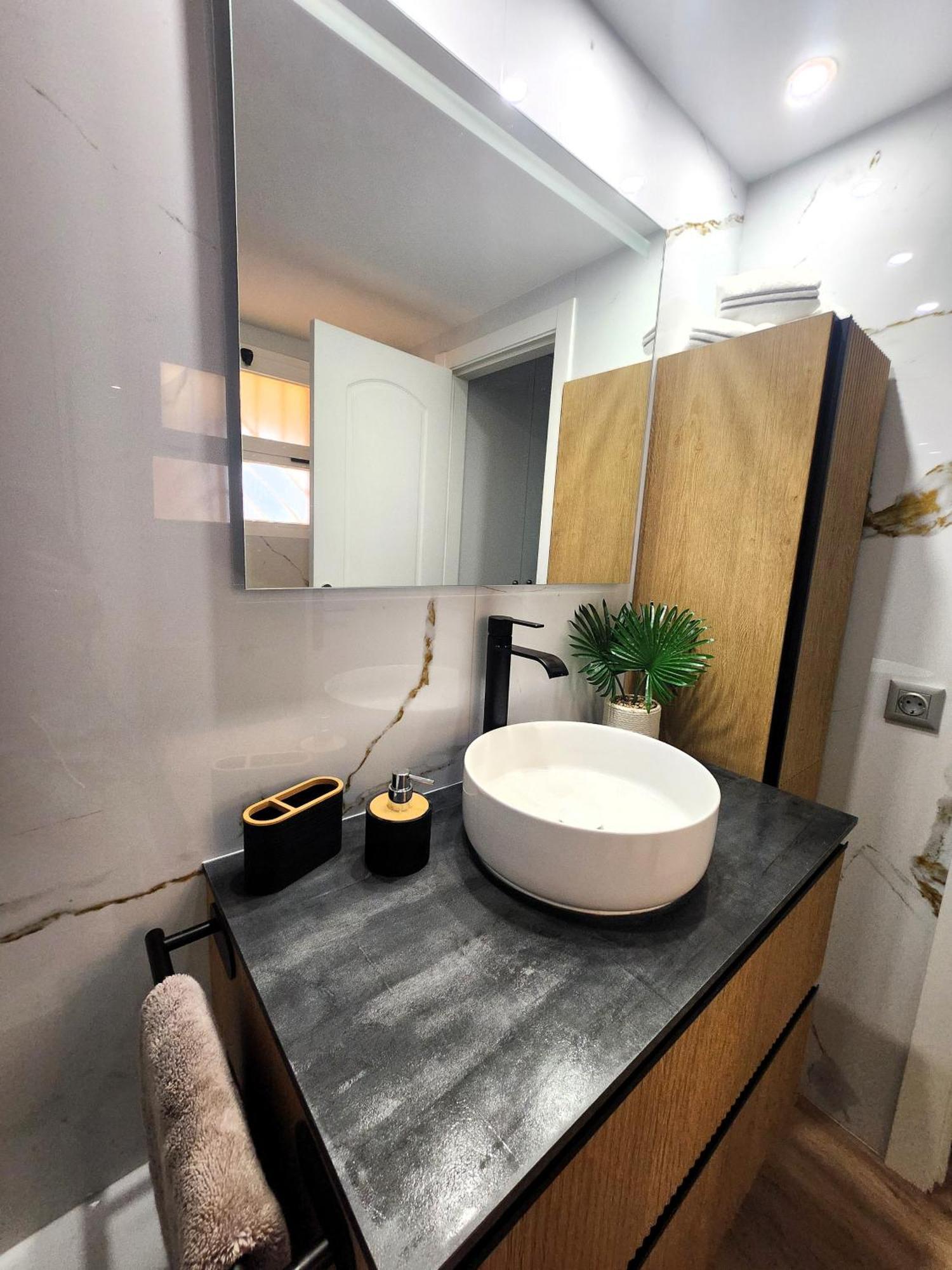 Ansa Beach Apartment - Cabopino, Marbella - Garden Level Eksteriør billede